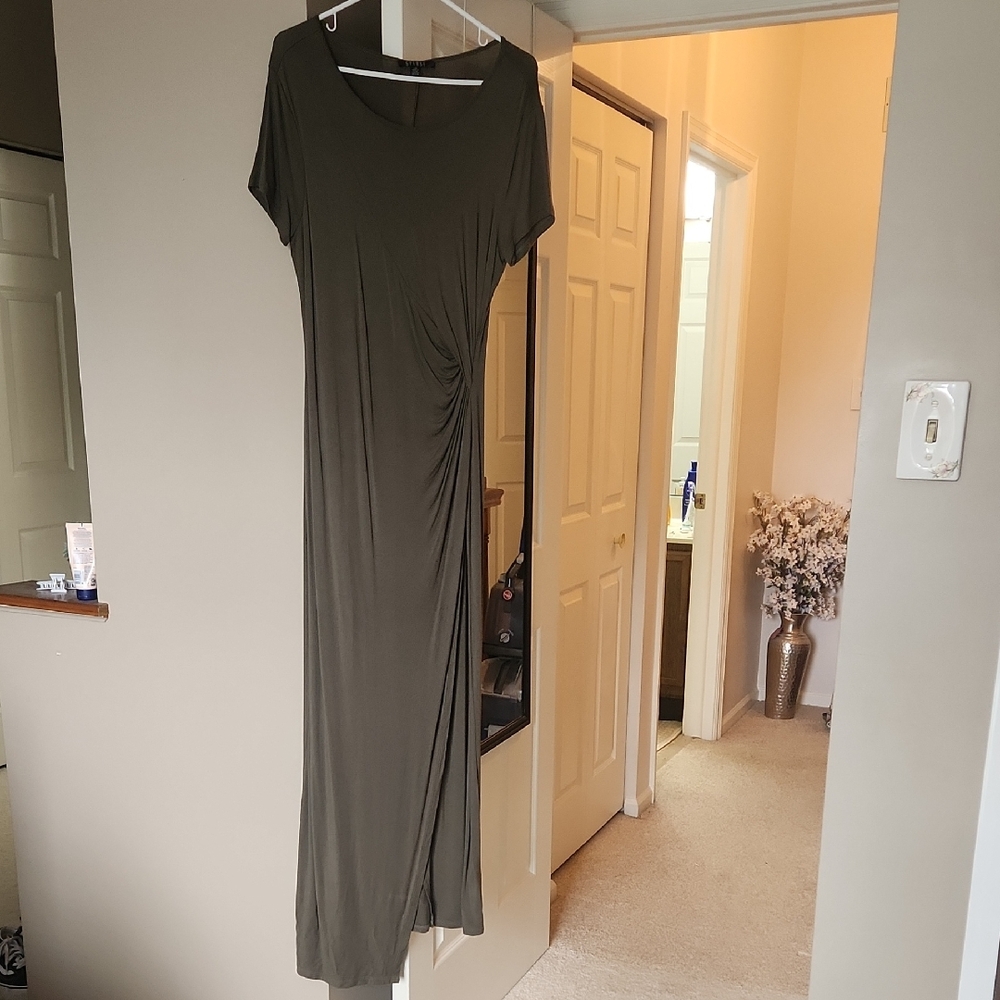 Spense Olive Maxi Dress